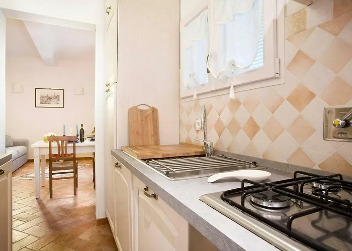 Ellen's Cozy Apartament *